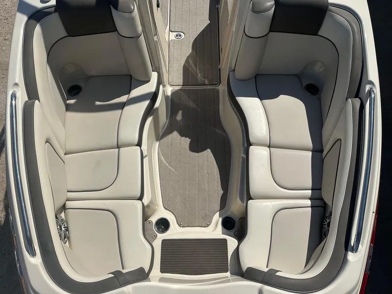 Slide: The Image of Yamaha 242 Limited S 2014 - 16