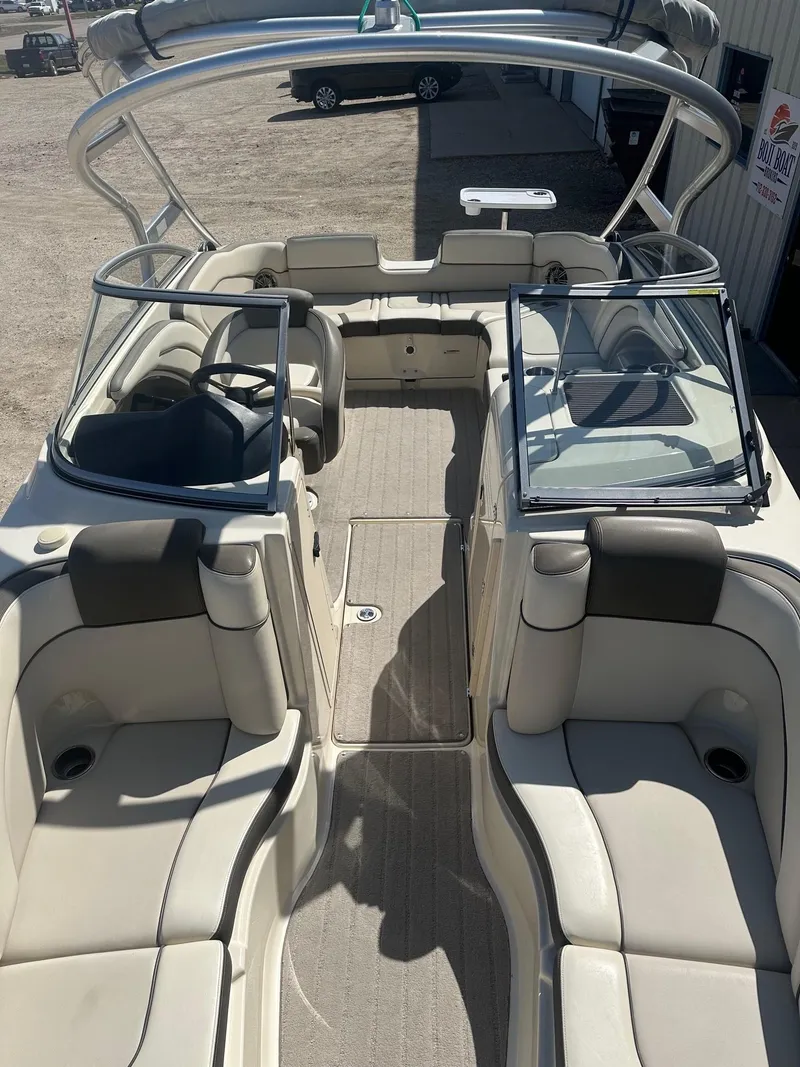 Slide: The Image of Yamaha 242 Limited S 2014 - 17