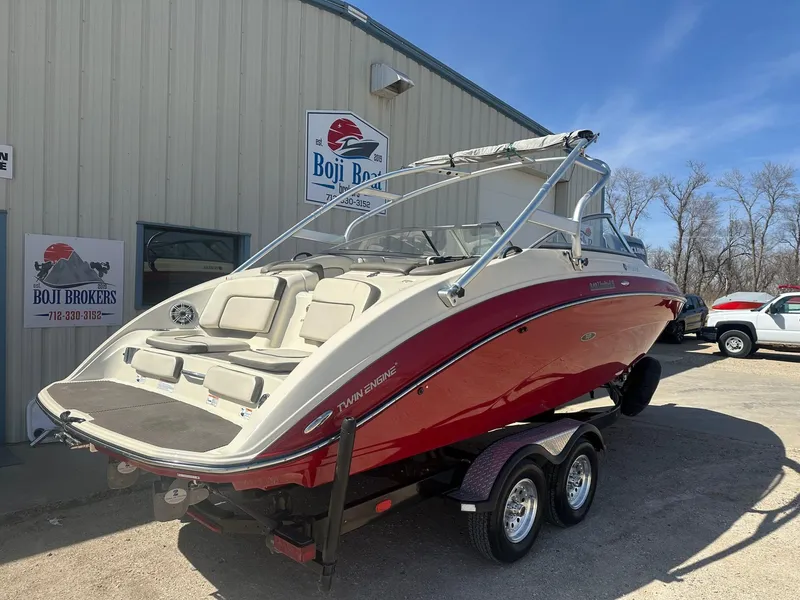 Slide: The Image of Yamaha 242 Limited S 2014 - 2