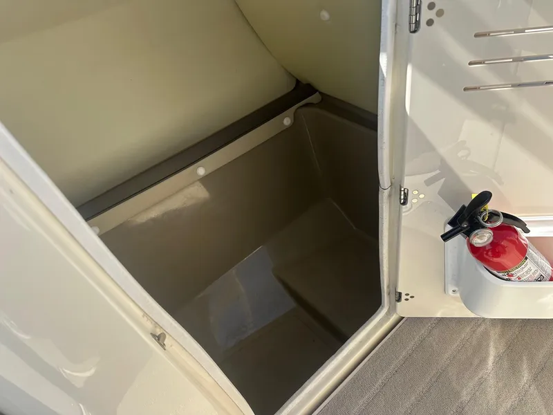 Slide: The Image of Yamaha 242 Limited S 2014 - 20