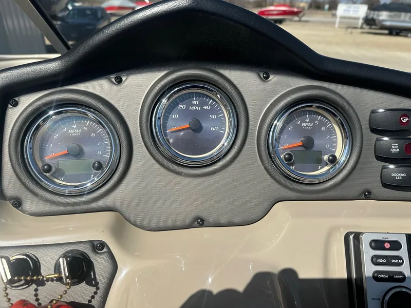 Slide: The Image of Yamaha 242 Limited S 2014 - 23