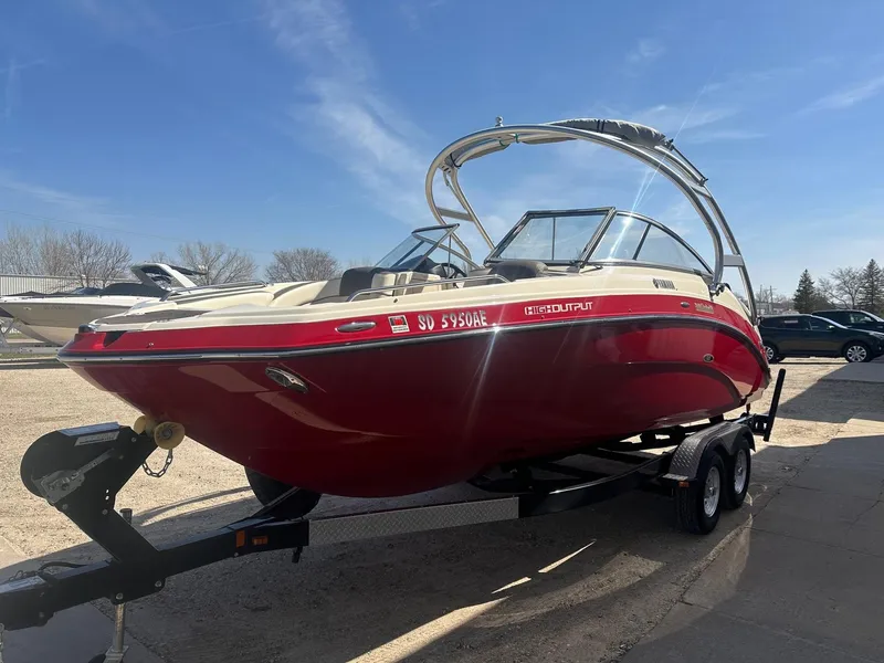 Slide: The Image of Yamaha 242 Limited S 2014 - 5