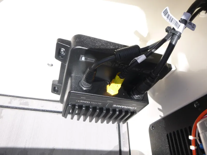 Slide: The Image of 2024 Ranger Z521R boat electronics with Lowrance Active Target transducer connections. - 15