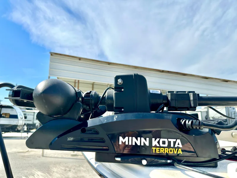Slide: The Image of Minn Kota Terrova trolling motor on 2021 Carolina Skiff 21 LS boat. - 18
