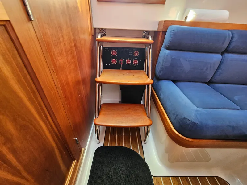 Slide: The Image of Back Cove 33 Express 2008 - 67