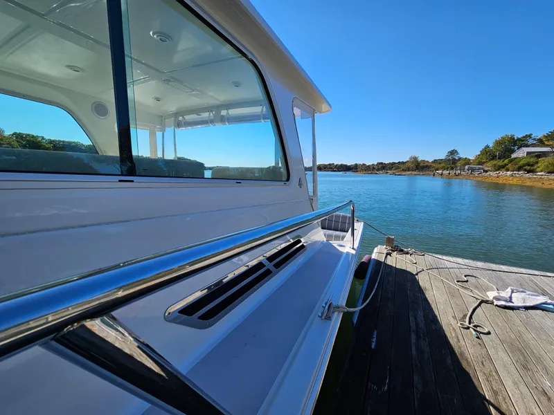 Slide: The Image of Back Cove 33 Express 2008 - 81