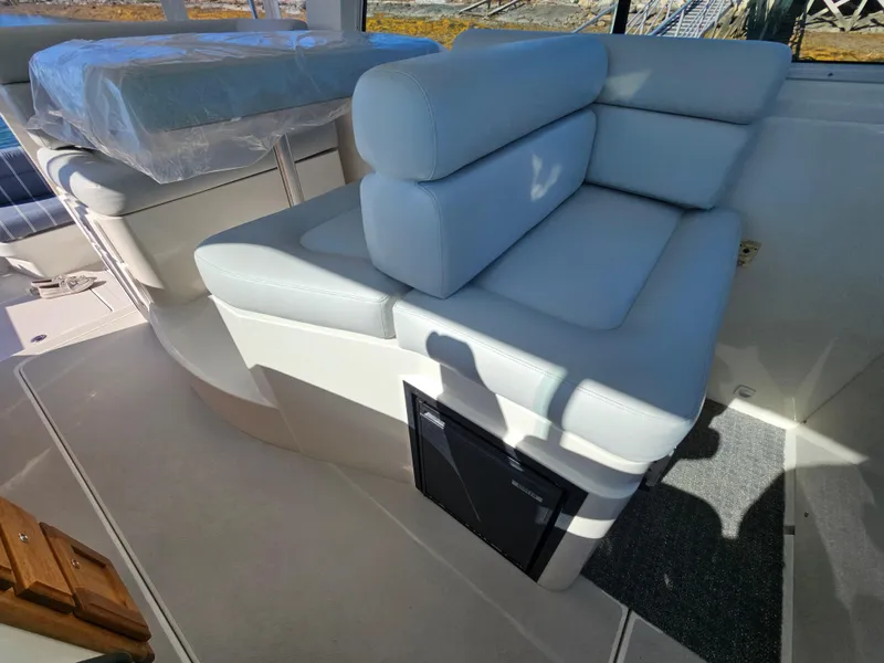 Slide: The Image of Back Cove 33 Express 2008 - 93