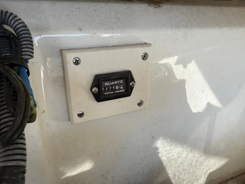 Slide: The Image of Crownline Boats 215SS 2012 - 14