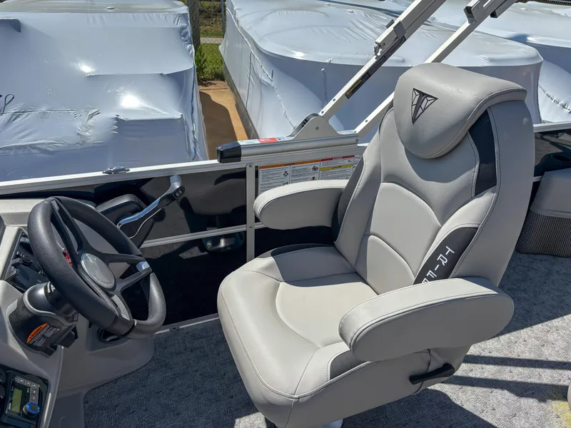 Slide: The Image of Captain's chair on 2025 Trifecta 22 UL LE T 2.75 boat, featuring sleek design and comfortable seating. - 9