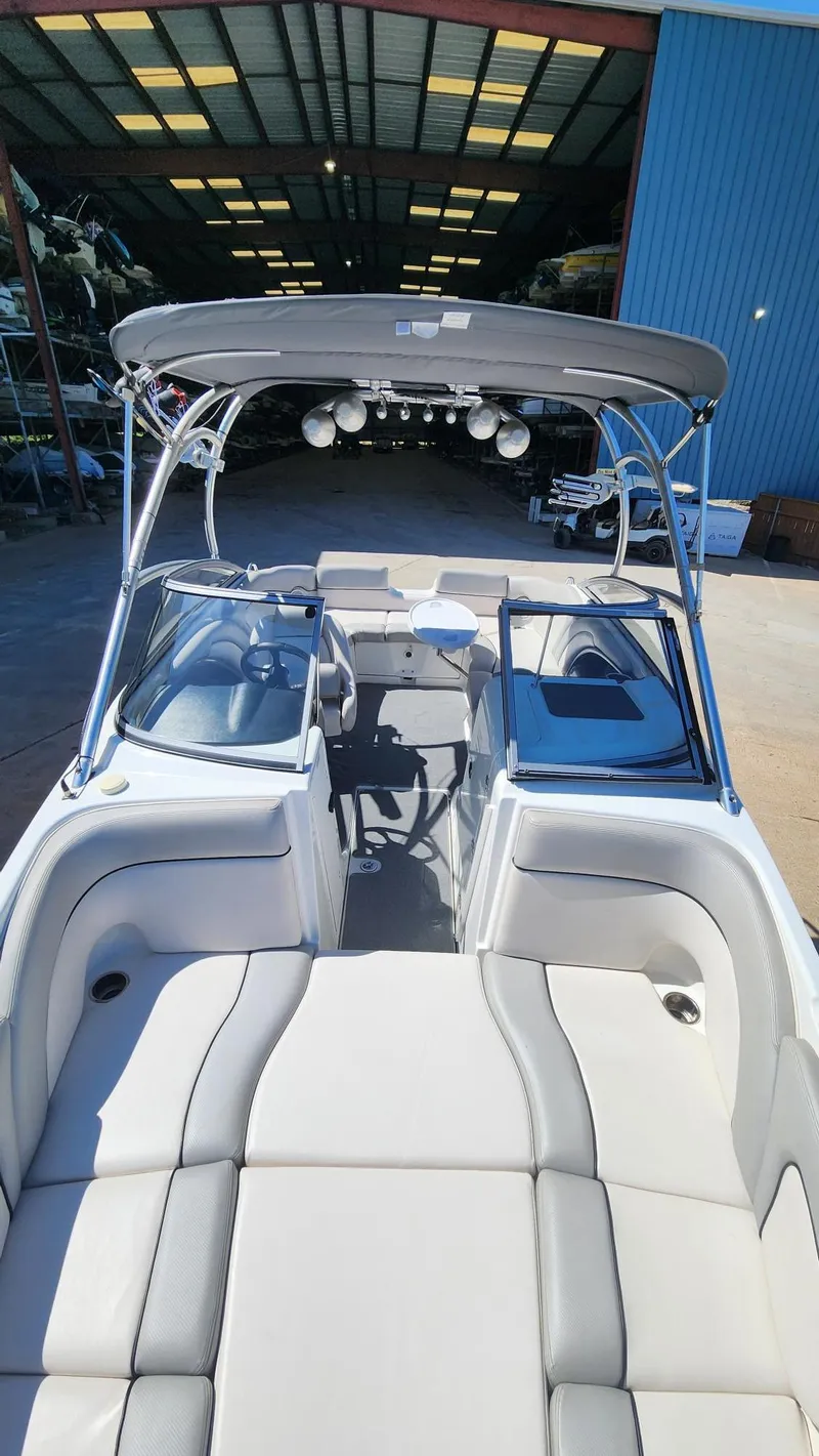 Slide: The Image of Yamaha AR240 HO 2010 - 15