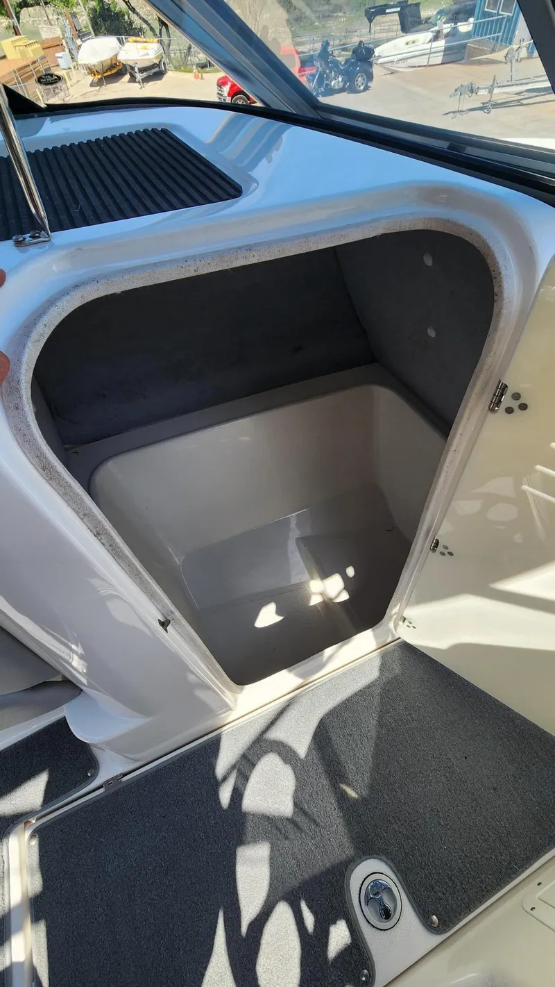 Slide: The Image of Yamaha AR240 HO 2010 - 16