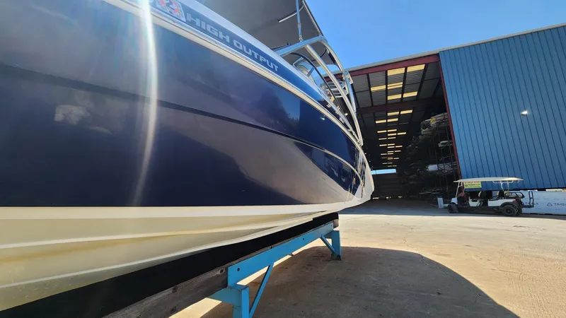 Slide: The Image of Yamaha AR240 HO 2010 - 26