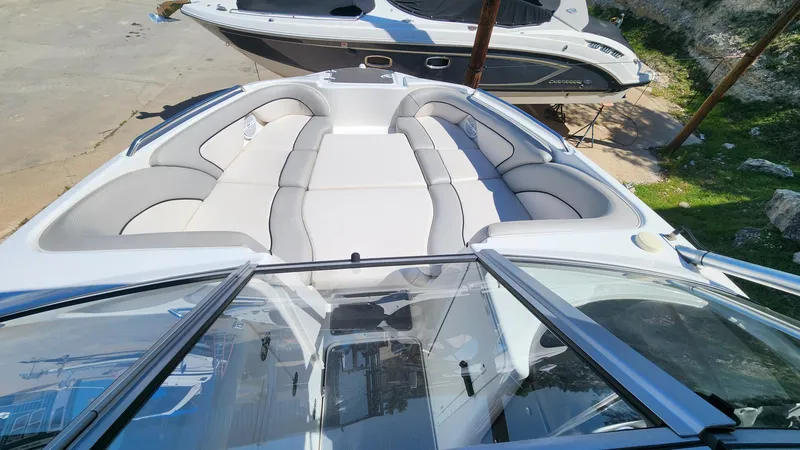 Slide: The Image of Yamaha AR240 HO 2010 - 6