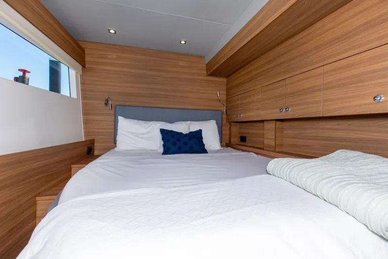 Slide: The Image of Aquila 54 Yacht 2022 - 67