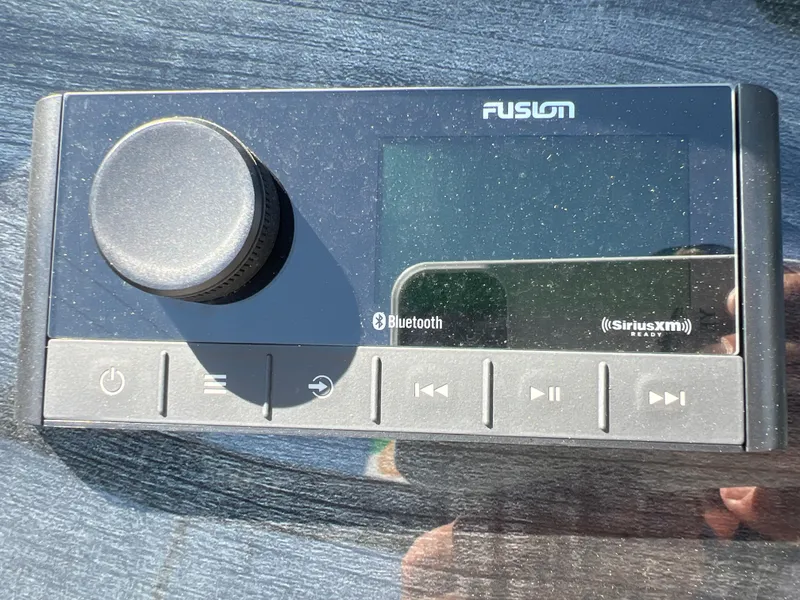 Slide: The Image of Tahoe LTZ VRB25T 2025 - 12