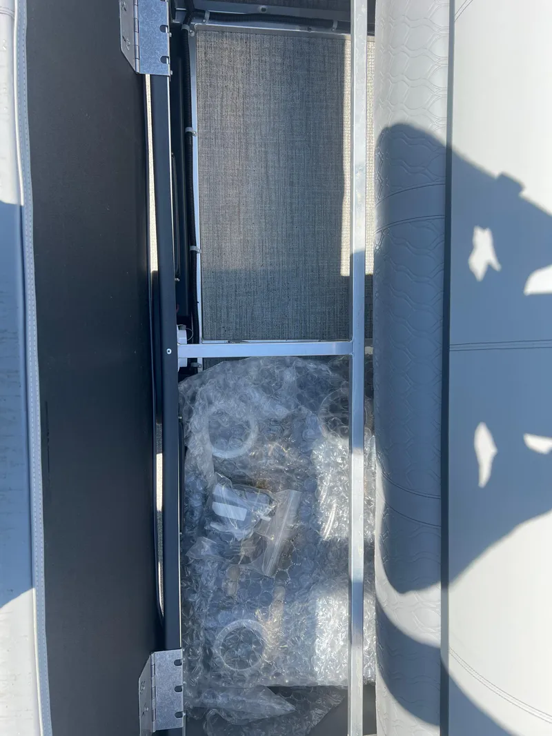 Slide: The Image of Tahoe LTZ VRB25T 2025 - 18