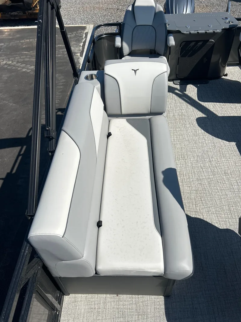 Slide: The Image of Tahoe SPT85 CC23T 2025 - 16