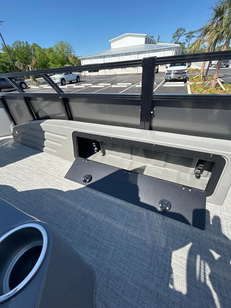 Slide: The Image of Tahoe SPT85 CC23T 2025 - 19