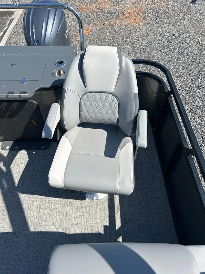 Slide: The Image of Tahoe SPT85 CC23T 2025 - 21