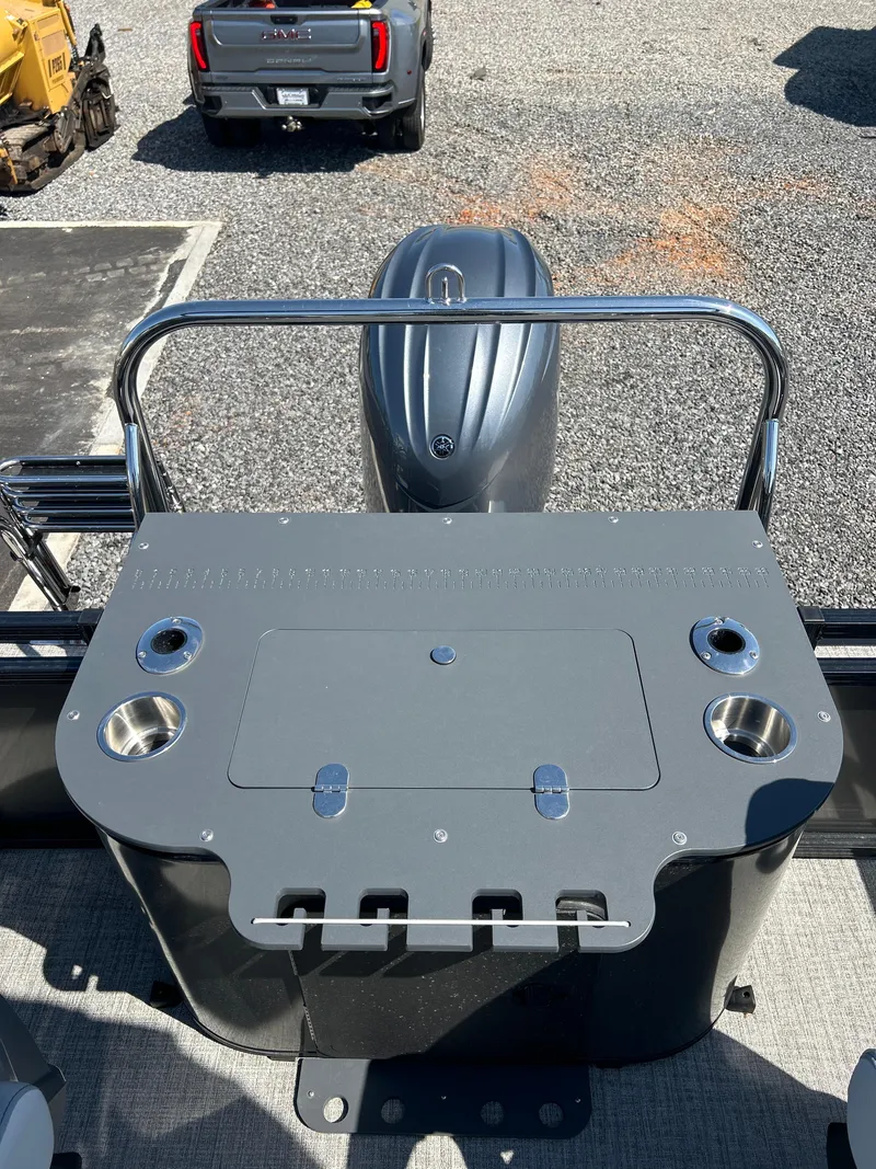 Slide: The Image of Tahoe SPT85 CC23T 2025 - 23