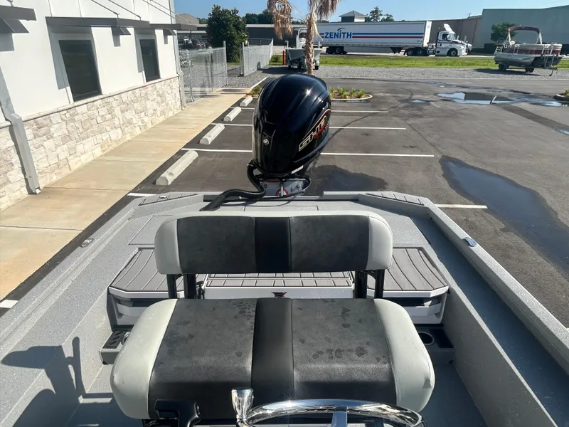 Slide: The Image of Vexus ACX2210 2025 - 25