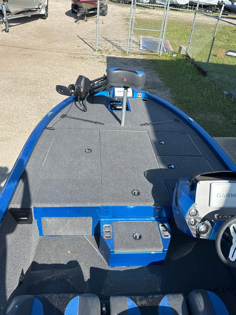 Slide: The Image of Vexus AVX1880 2025 - 20