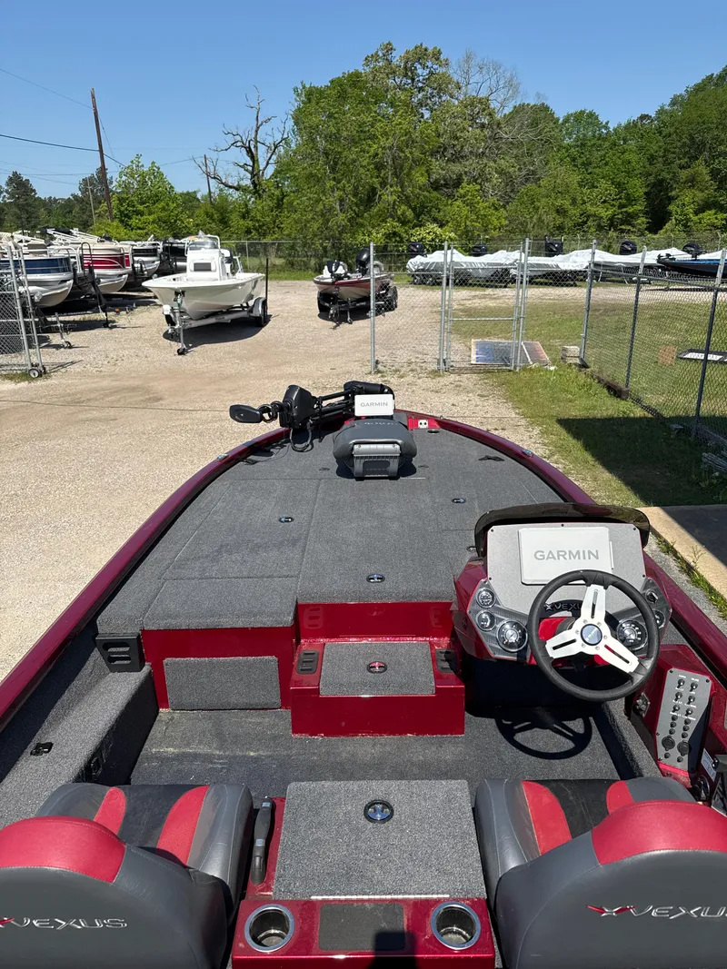 Slide: The Image of Vexus AVX1980 2025 - 24