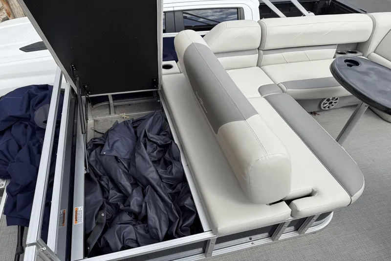 Slide: The Image of SunChaser Geneva 22SB 2020 - 19