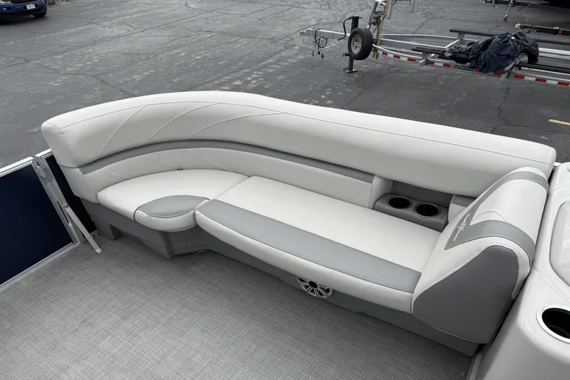 Slide: The Image of SunChaser Geneva 22SB 2020 - 6