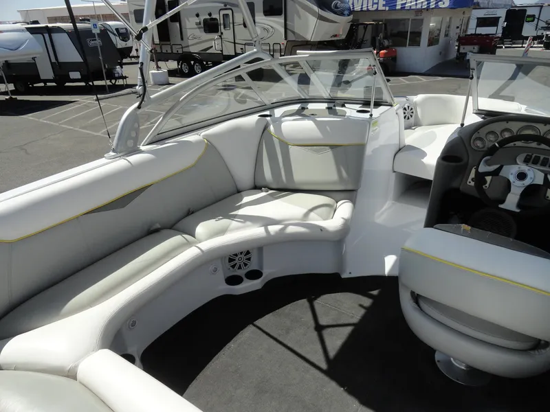 Slide: The Image of Tigé 22V 2005 - 13