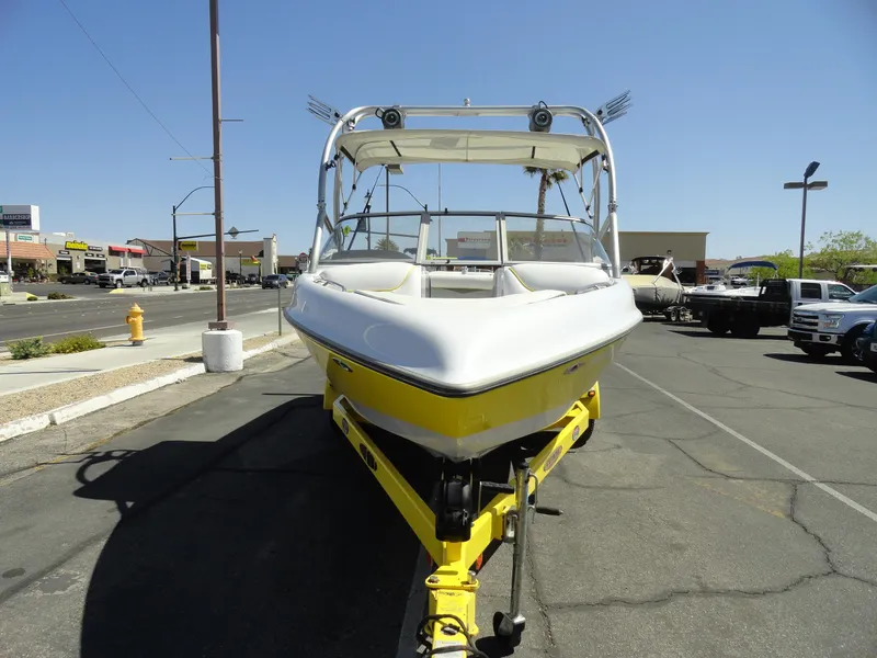 Slide: The Image of Tigé 22V 2005 - 3