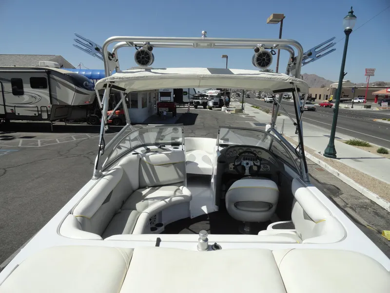 Slide: The Image of Tigé 22V 2005 - 6