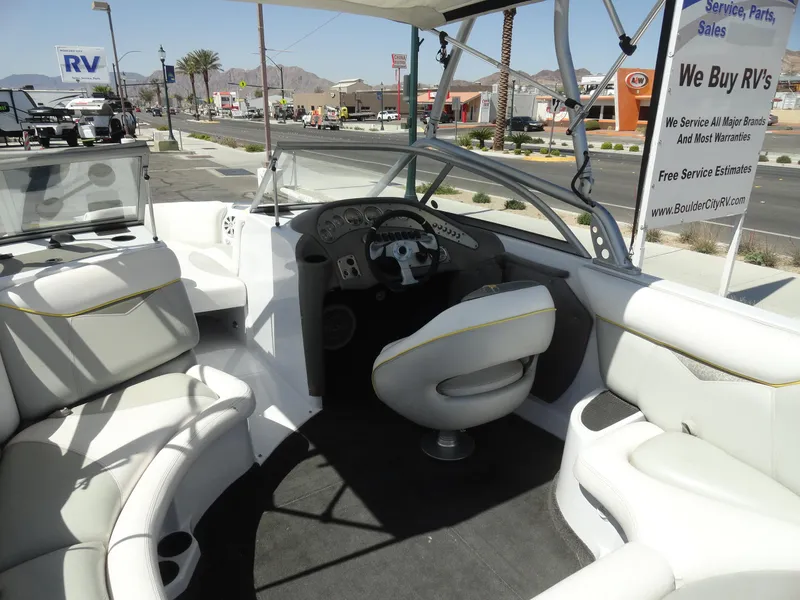 Slide: The Image of Tigé 22V 2005 - 7