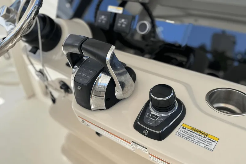 Slide: The Image of Boston Whaler 380 Outrage 2021 - 22
