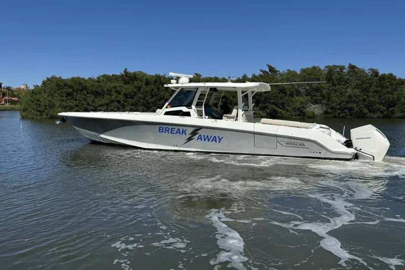 Slide: The Image of Boston Whaler 380 Outrage 2021 - 3