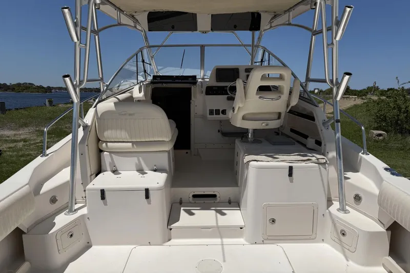 Slide: The Image of Grady-White Marlin 300 2006 - 17