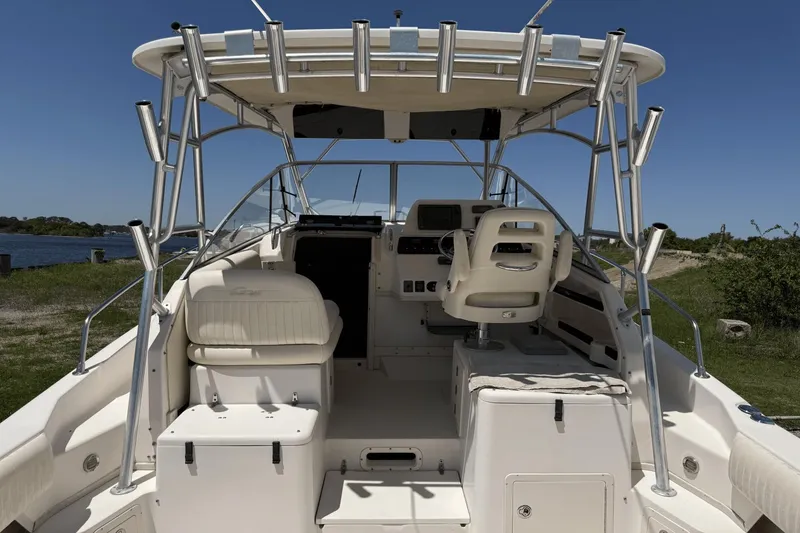 Slide: The Image of Grady-White Marlin 300 2006 - 22