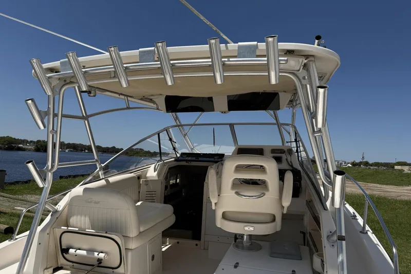 Slide: The Image of Grady-White Marlin 300 2006 - 25