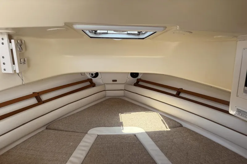 Slide: The Image of Grady-White Marlin 300 2006 - 38