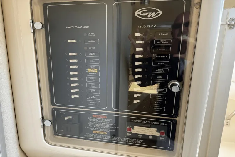 Slide: The Image of Grady-White Marlin 300 2006 - 43