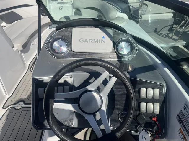 Slide: The Image of Hurricane SD 2400 OB 2019 - 10