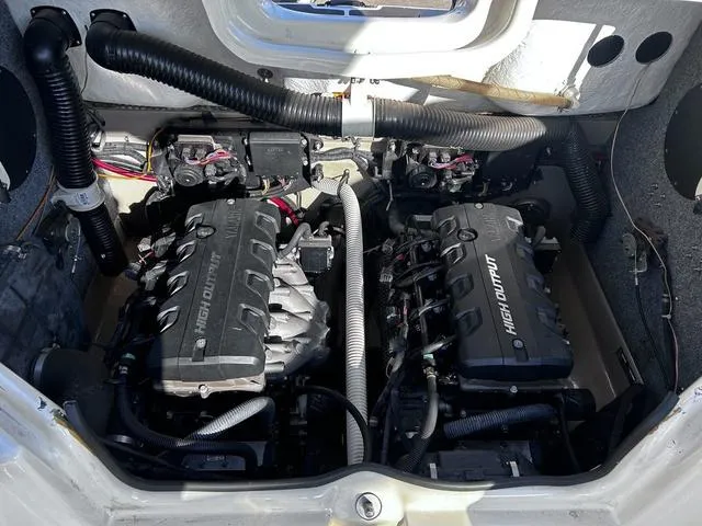 Slide: The Image of Yamaha 242 Limited S With Painted Trailer 2014 - 23