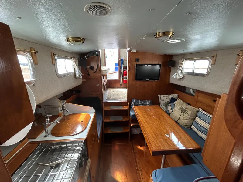 Slide: The Image of Salon Overview - 27