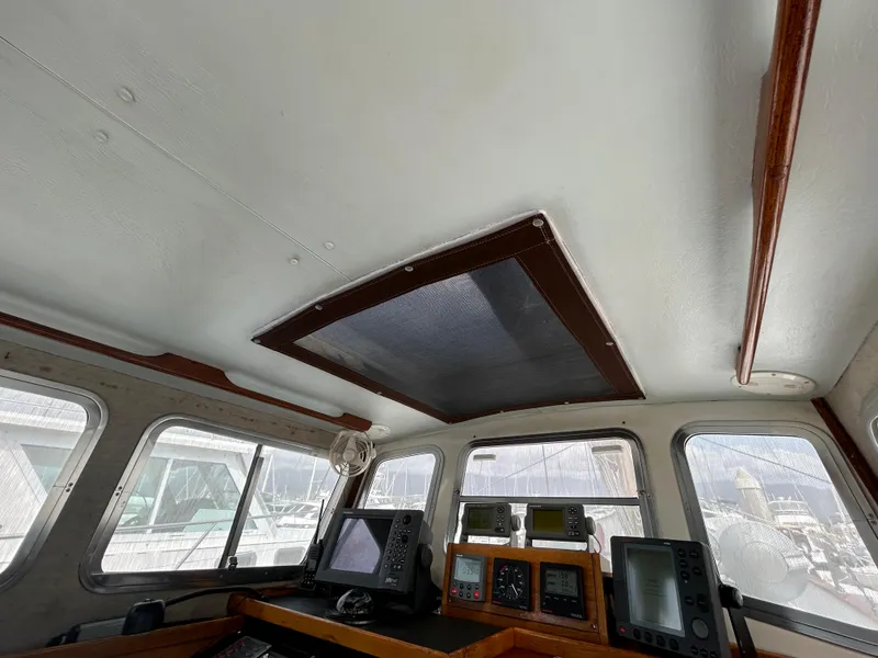 Slide: The Image of Pilothouse Overhead - 28