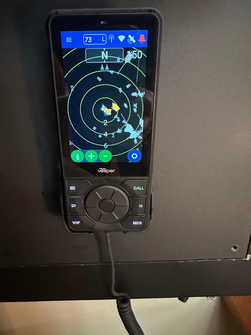 Slide: The Image of Island Packet 485 Center Cockpit 2006 - 87