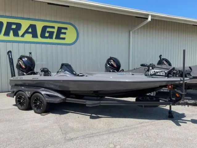Slide: The Image of Skeeter FXR21 Limited 2025 - 1