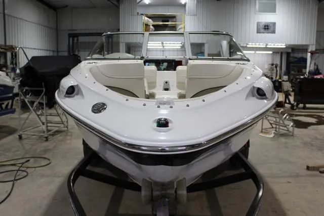 Slide: The Image of 2007 Campion Allante 545i BR boat in a workshop setting. - 3