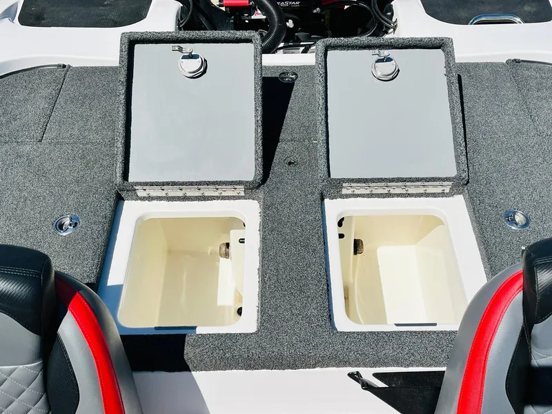 Slide: The Image of Caymas CX 21 PRO 2022 - 52