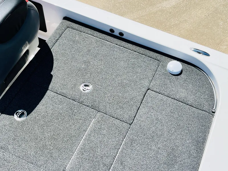 Slide: The Image of Caymas CX 21 PRO 2022 - 56