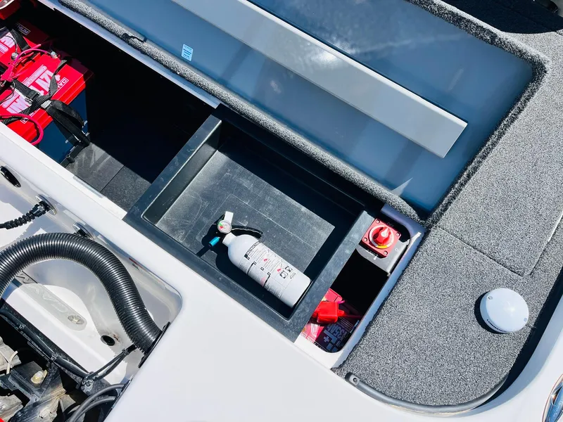 Slide: The Image of Caymas CX 21 PRO 2022 - 59